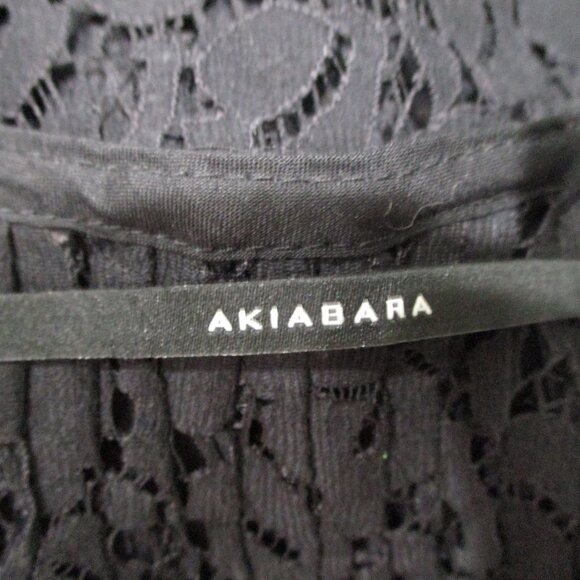 Akiabara Short Sleeve Floral Lace Blouse - Picture 5 of 6